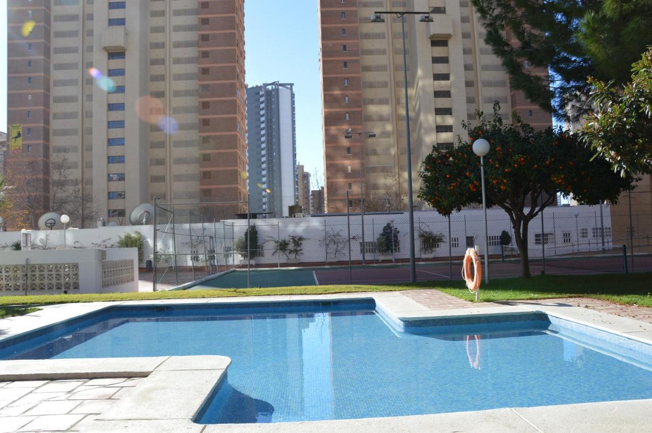 Apto With Pool Gemelos IV Бенидорм Екстериор снимка